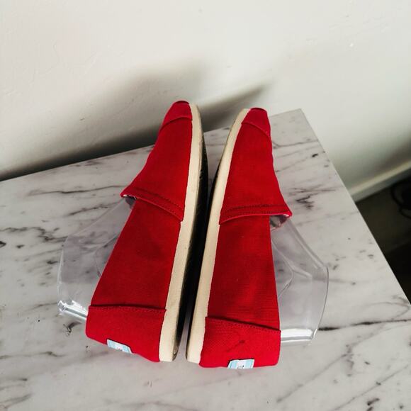 TOMS red Slip On Alpargatas Women’s Size 7 - Picture 6 of 9